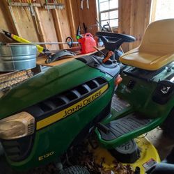 John Deere Lawn Mower 