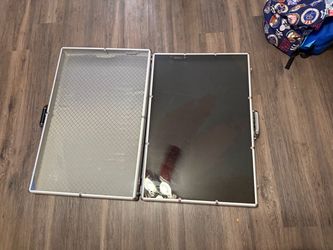 Sports card vendor cases