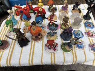 NOT TESTED IF WORKING- Disney Infinity Characters Bundle