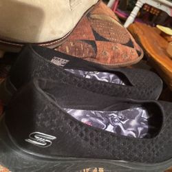 Sketchers Size 8