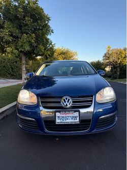 2009 VW Jetta SEL – Clean Title – 123k Miles – Excellent Condition