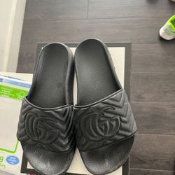 Gucci slides 