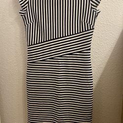 Banana Republic Stripped blue and white dress size 8