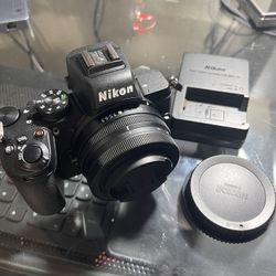 Nikon Z50 . Like Brand New 
