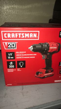 Carftman 1/2 inch drill with battery and charger