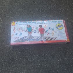 Step And Play Piano