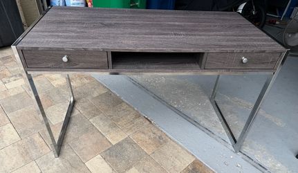 2 Drawer Desk