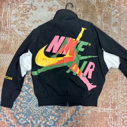 AIR JORDAN JACKET LARGE