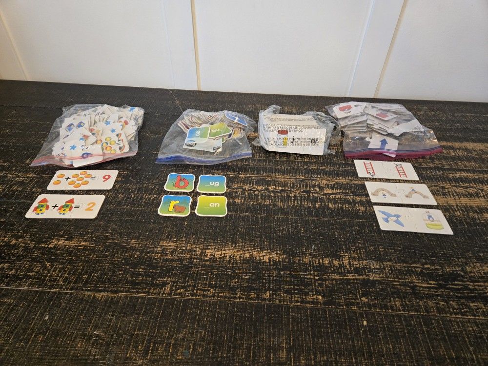 Learning Phonics and Math Puzzle Cards