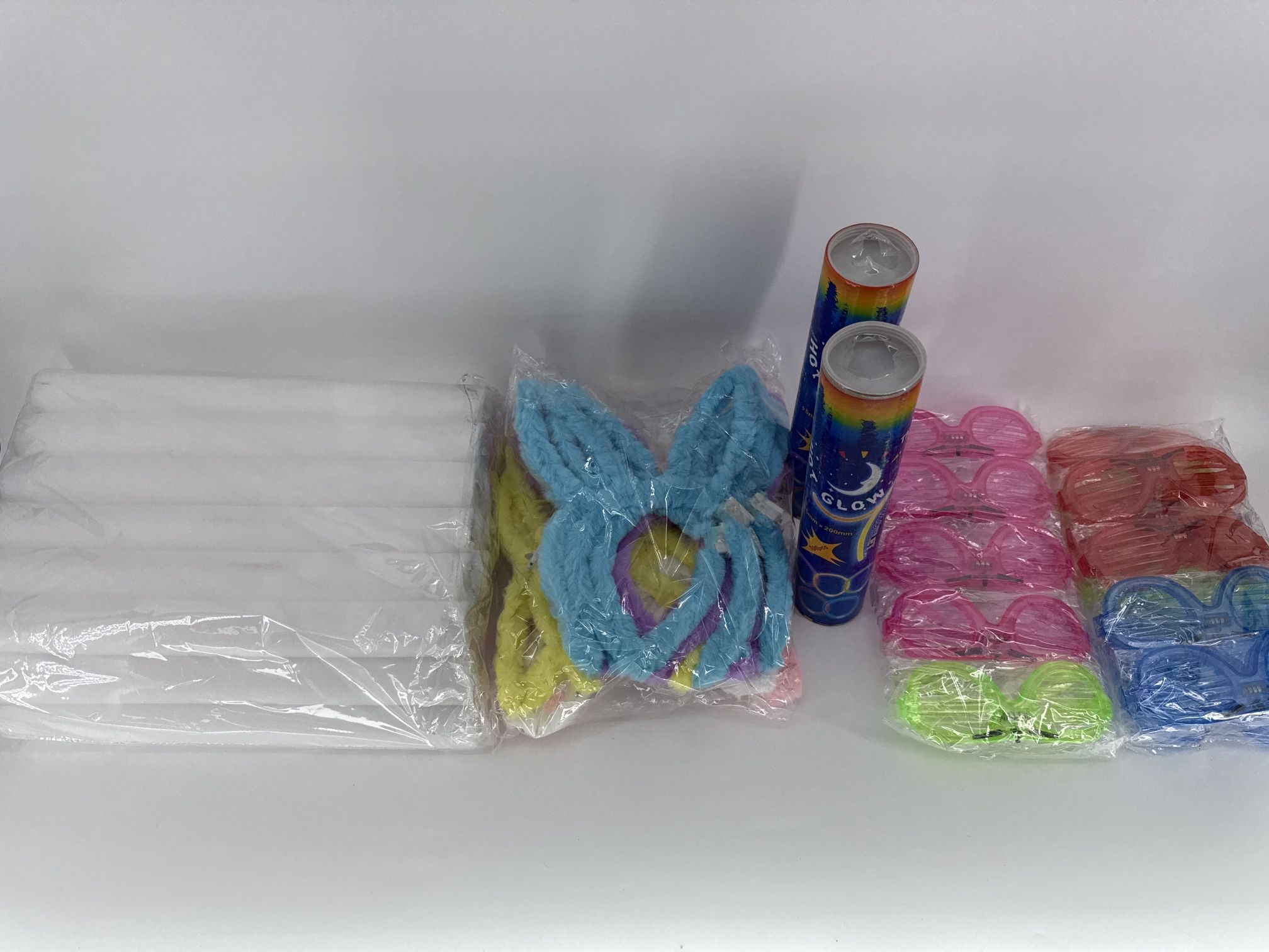 🎉 Bulk 260-Piece Light-Up Party Sets – Fun Party Favors, Glow Sticks, Glasses & More!