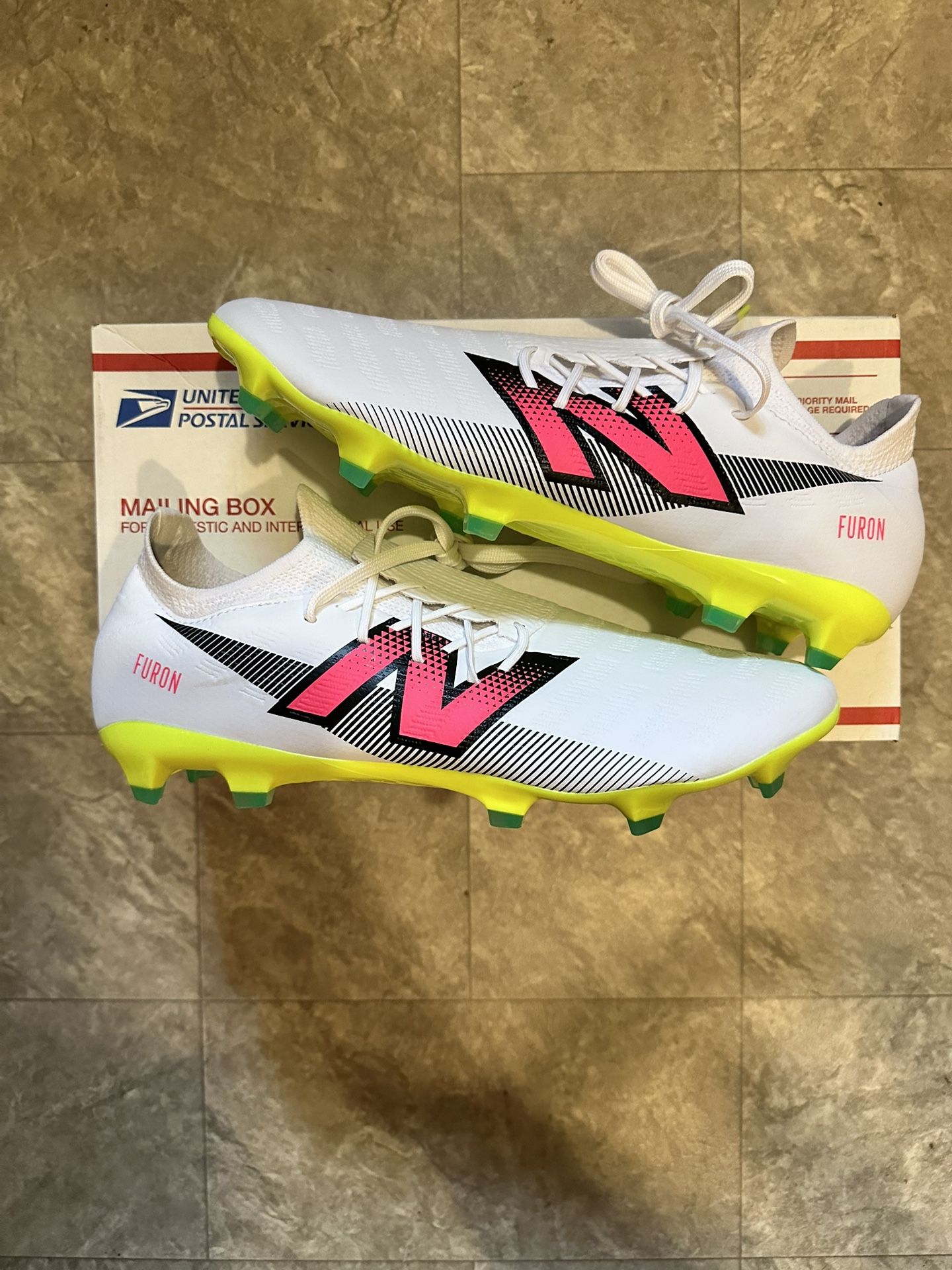 New Balance Furon V7+ Destroy FG Size 13 [SF2FH75]
