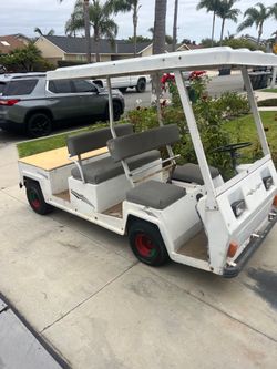 Cushman Electric Golf Cart