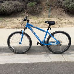 Specialized Myka Comp, M4 Alloy, Cross Country Bicycle, 24-Speed, 26” wheels Near-New Condition