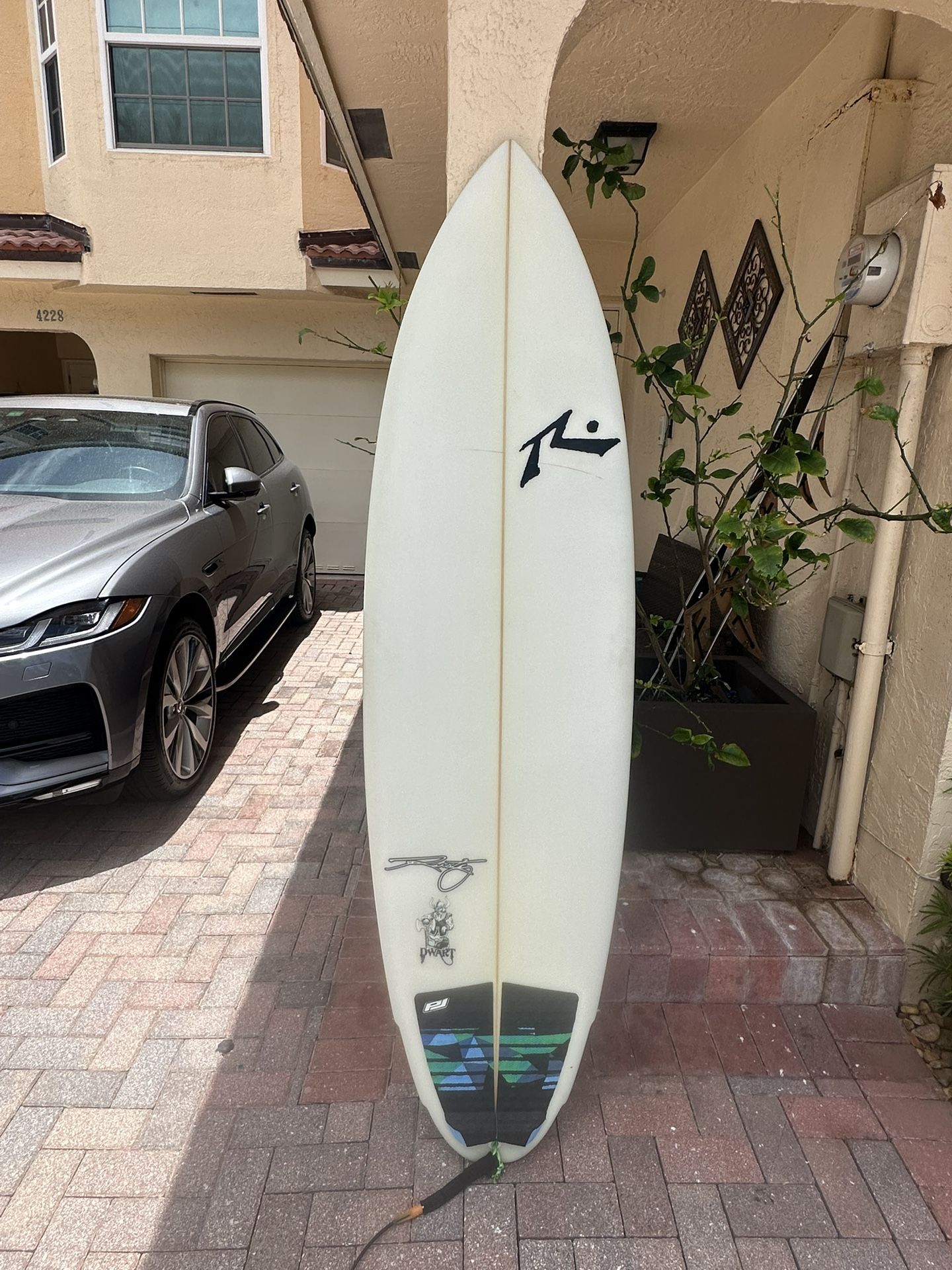 New 6’8” Rusty Surfboard