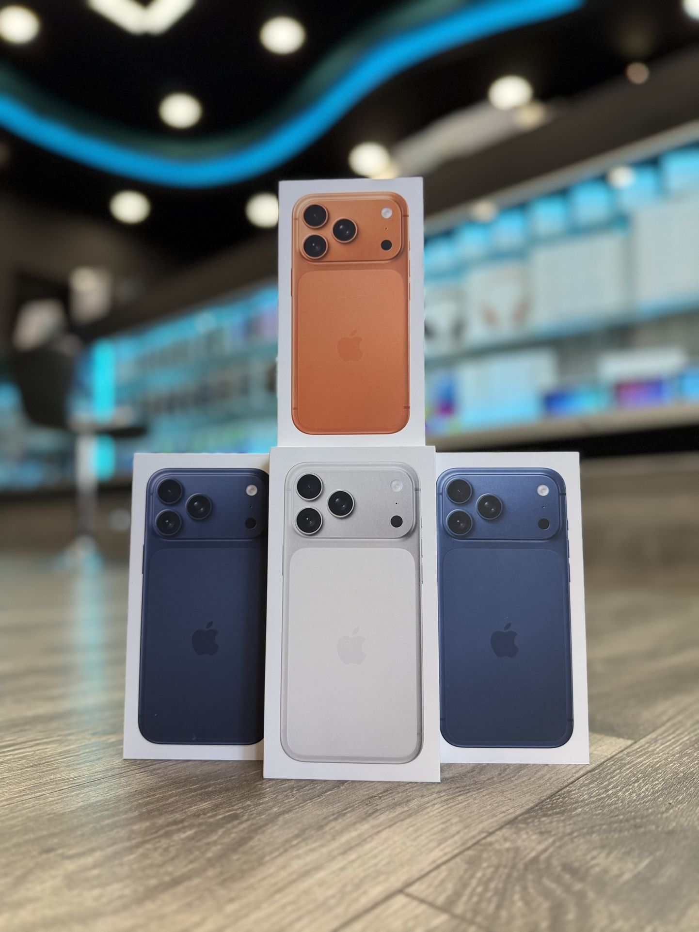 iPhone 17 Pro & 17 Pro Max (All Colors Available) ( Payment Plans Available / Planes De Pagos Disponibles )