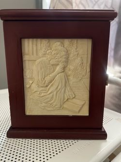 2001 Master Peace Prayer Card Box 6x7”