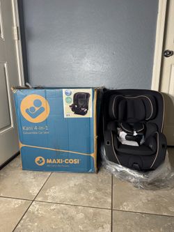 NEW Maxi Cosi 4-in-1 Car Seat