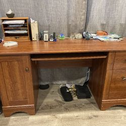 FREE Desk Pick Up Today! Rancho Bernardo 