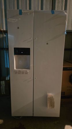 New Frigidaire
33 in. 22.3 cu. ft. Standard Depth Side by Side Refrigerator in White