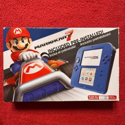 Nintendo 2DS Mario Kart 7 Bundle 