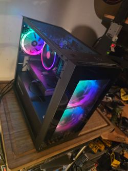 Gaming Pc. Ryzen 9 12-Core CPU. 32GB Ram. 
1TB SSD. GPU: Radeon 8GB Graphics