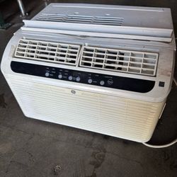 Air conditioner wall unit GE small space AC