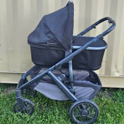 Uppababy Vista 2 Stroller / Bassinet Carriage / Over Night Sleeping Crib