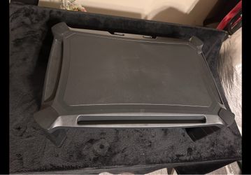 Adjustable Screen Lifter - Black