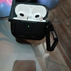 Air Pods 2 With case 
