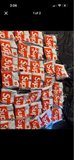 Supreme sock
