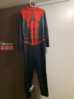 Boys size medium spider man