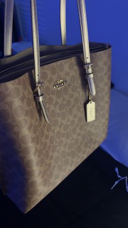 Coach Signature Tote Bag