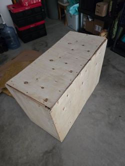 36x16x25 Wood box use for whatever you want