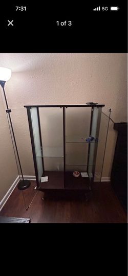 Curio cabinet