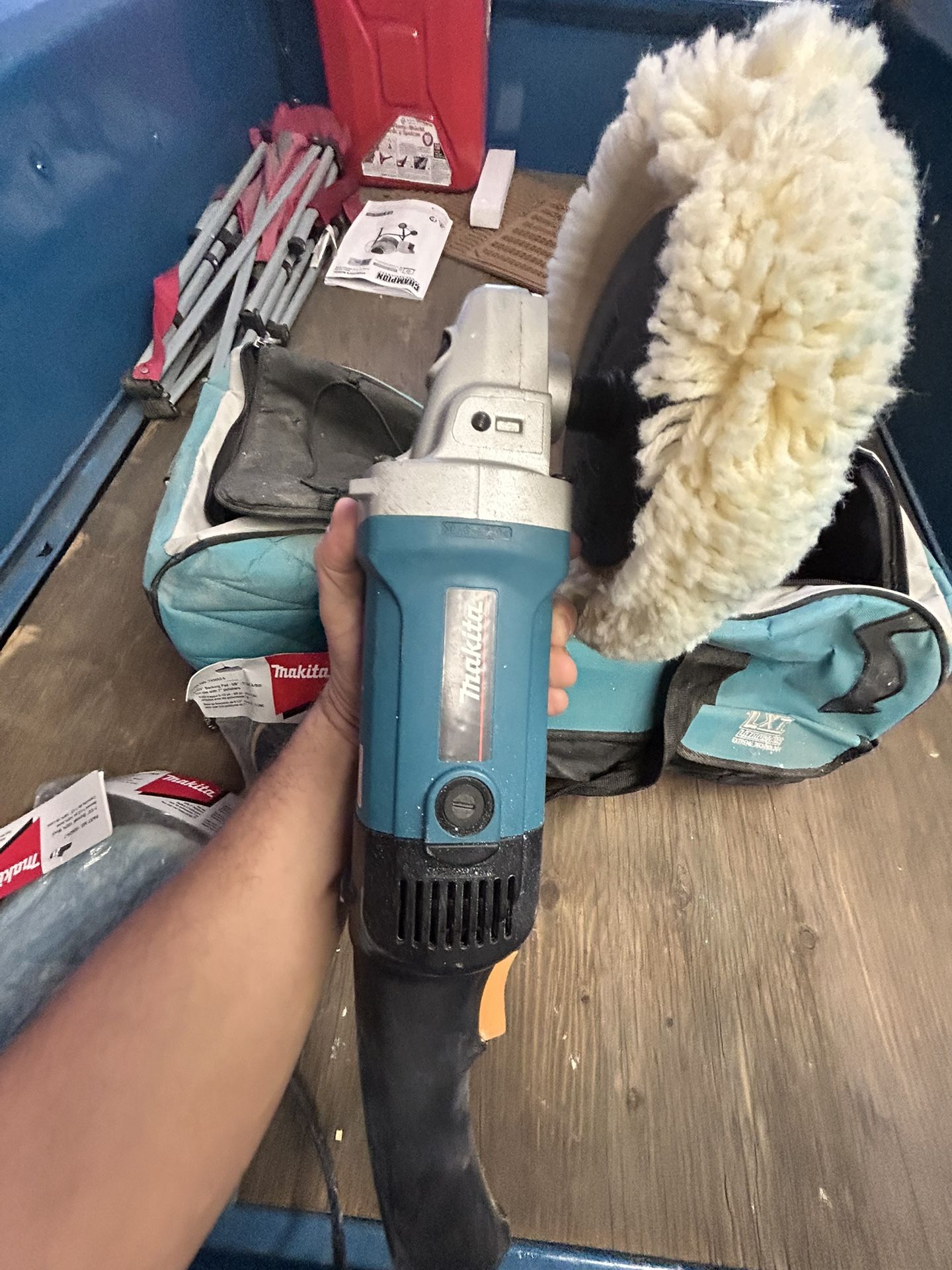 Makita Car Polisher