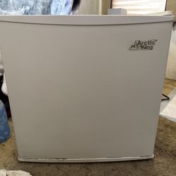 Artic King Mini Freezer