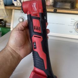 Milwaukee M18 Multitool 