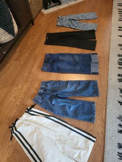 Girls size 5-6 jeans bundle