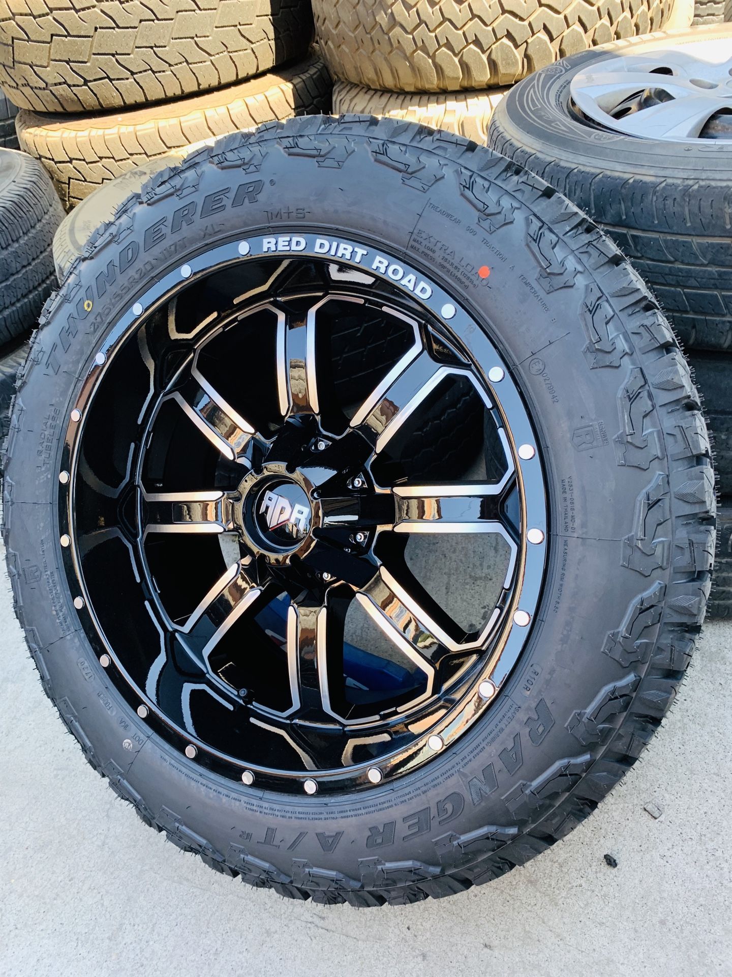 Used Rims 20x10 20x10 New rims and new off road mud RT tired 2755520. 6 lug Chevy gmc ...