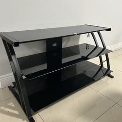 Living Room Table/ Coffee Table 