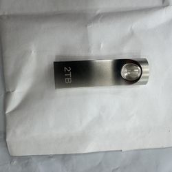 2 TB USB FLASH DRIVE 
