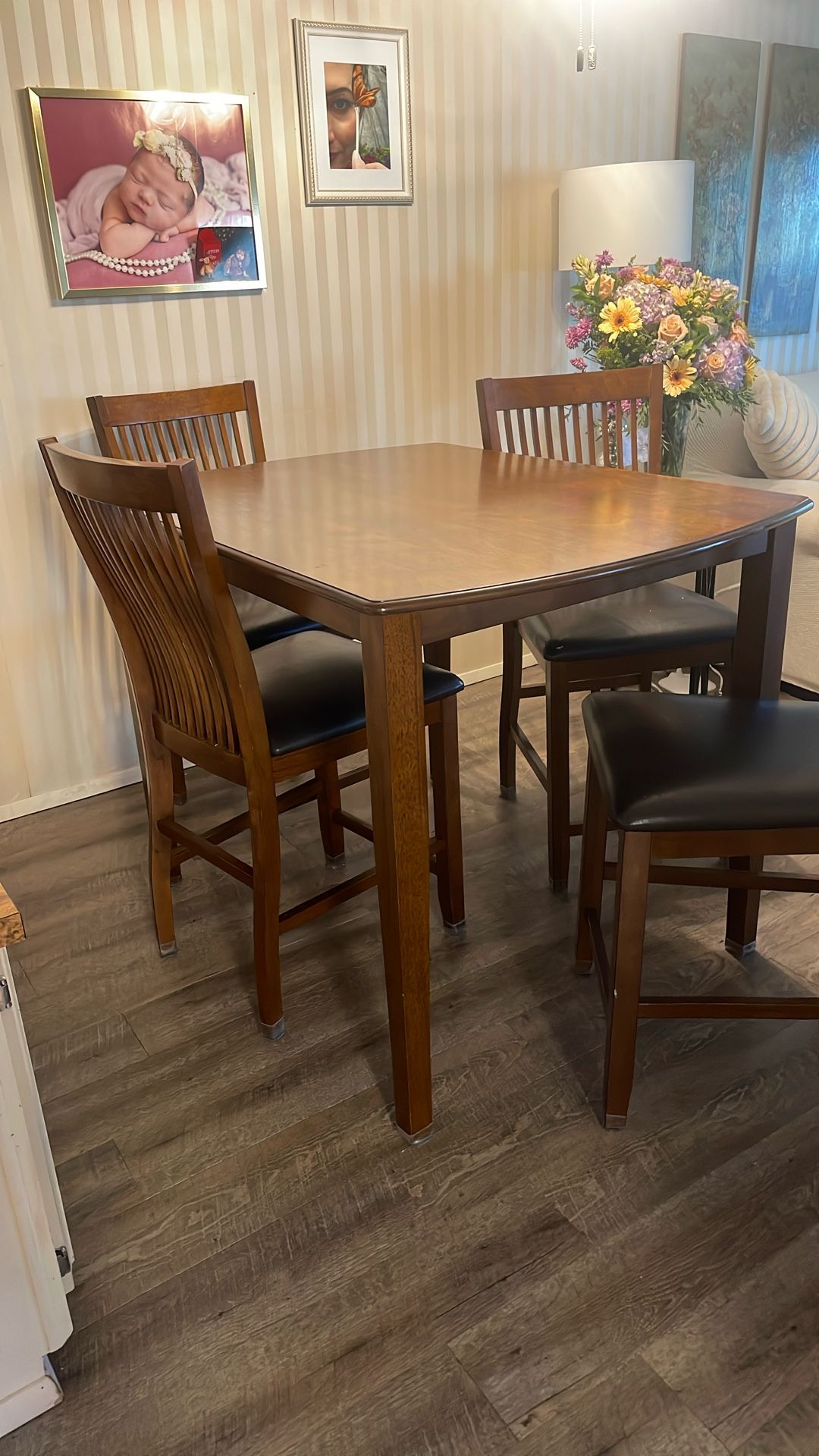 Bar height table & chairs 