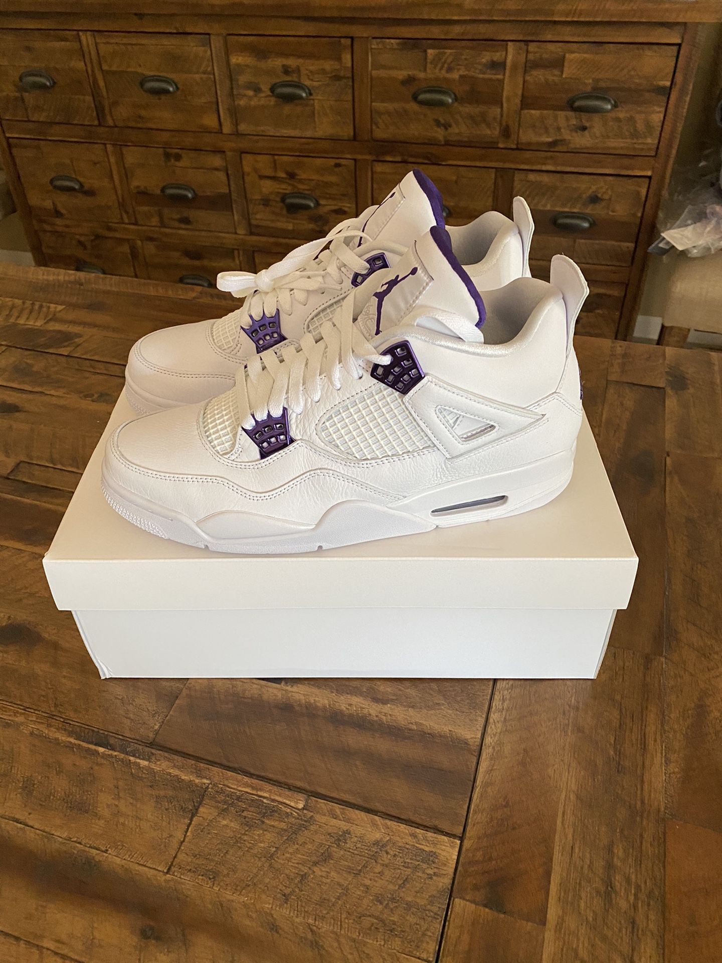 Air Jordan IV Retro Metallic Purple Sz 11.5