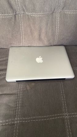 2010 Apple MacBook Pro Laptop