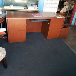 Wood Office Desk With Lock Drawers  And Computer Sliding Top