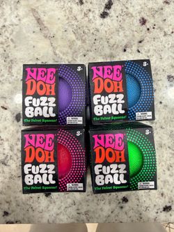 NeeDoh Fuzz Ball Lot Of 4