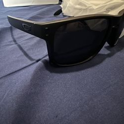 Black/Black Oakley Holbrook Polarized Sunglasses