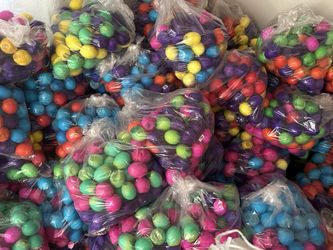 Easter eggs piñatas