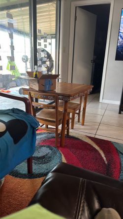 Kids table