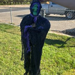 Hanging Witch With Lights